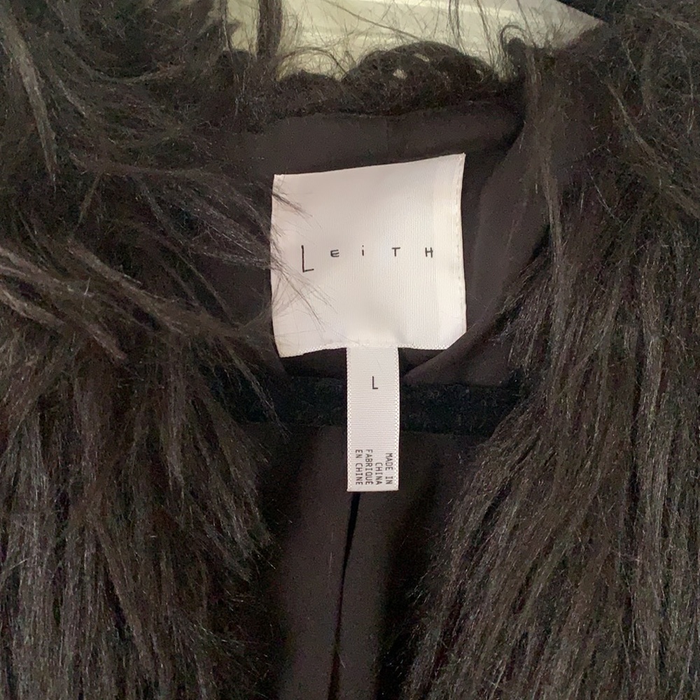 Leith | Faux Fur Vest - Black L - Picture 2 of 4